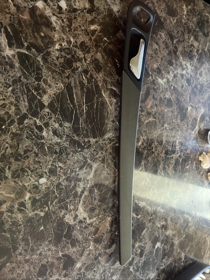 2003-2007 Honda Pilot Arm Handle - Image 1 of 4