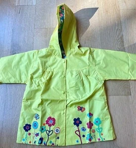 Girl’s waterproof yellow raincoat (5-6 years old) new - Picture 1 of 5