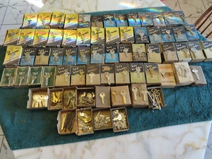 28 LIBRAS, MÁS DE 1000 LLAVES EN BLANCO EN SU MAYORÍA SIN CORTAR, ORIGINALES CAJAS - Imagen 1 de 10