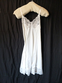 Vintage Slip Nightgown Lingerie Lace Nylon Sz S 32 Bust White 1960s NOS