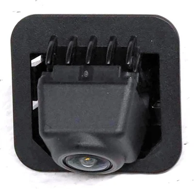 OEM GMC Acadia Rear Camera 23132328 - Image 1 of 4