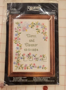 Charmin Embroidery Kit Wedding Commemoration 04-505 - Picture 1 of 3
