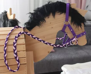 TRENSE REITHALFTER ZÜGEL HOLZPFERD mit kleinem Kopf Stehpferd Schaukelpferd lila - Bild 1 von 5