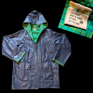 VTG 80s Reversible PVC Hooded Rain Jacket MEDIUM Navy Green Plaid Fabric Inside - Picture 1 of 12