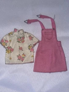 VINTAGE FRANCIE #7764 PINK OVERALLS AND SHIRT, EXCELLENT - Picture 1 of 4