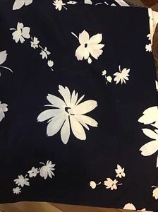 Vintage Cranston Print Works USA Black White Floral Material Fabric 70" x 56" NW - Picture 1 of 13