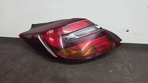 VAUXHALL INSIGNIA MK1 2014 5DR HB FANALE POSTERIORE LATO PASSEGGERO FANALE POSTERIORE ESTERNO - Foto 1 di 11
