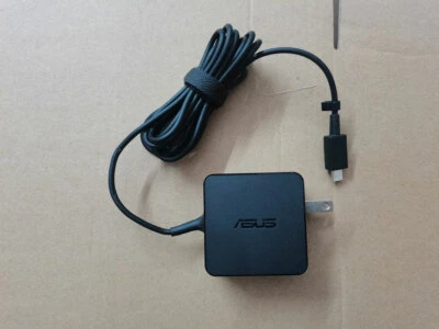 Адаптер оригинальный для Asus EeeBook X205T E200 E200H E200HA 19 В 1,75 А AD890326 33 Вт - Изображение 1 из 4