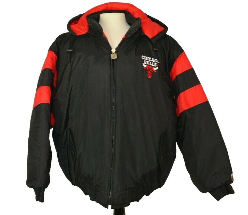 Abrigo Chaqueta con Capucha Cremallera Completa Logo 7 Para Hombre Talla XXL Chicago Bulls Baloncesto Nuevo con Etiquetas Foto 1 de 4