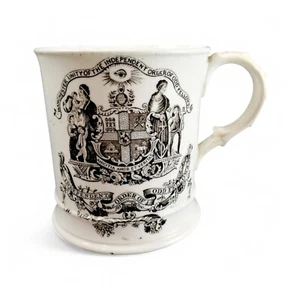 Early Victorian Odd Fellows porcelain mug, black transferware, c. 1850s England - Foto 1 di 17