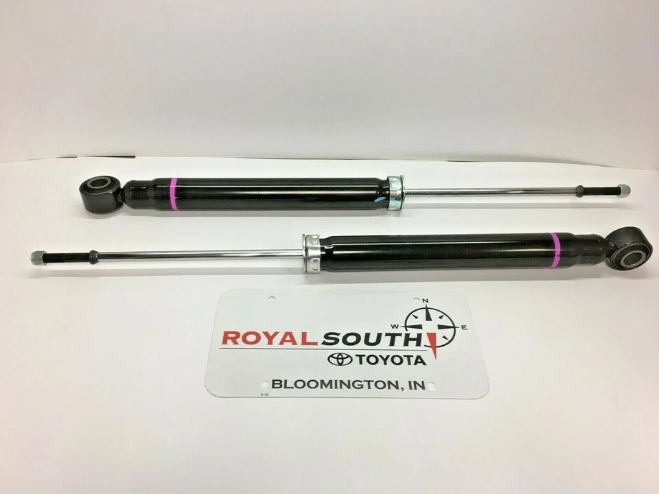 Оригинальный комплект задних амортизаторов полного привода Toyota Sienna 2011–2014 годов выпуска от оригинального производителя - Изображение 1 из 1