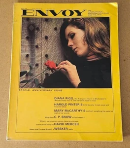 ENVOY International Magazine Of Leisure & The Arts April 1968 Mai 1968 - Bild 1 von 9