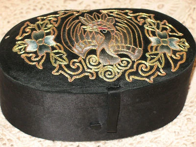 Antigua CAJA DE SEDA BORDADA INSIGNIA FAISÁN PLATEADO chino Foto 1 de 4