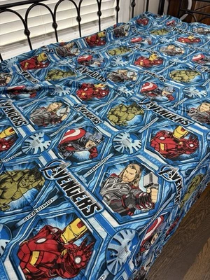 Sábana plana Marvel The Avengers 2012 cama doble Hulk Thor Iron Man Capitán América Foto 1 de 4