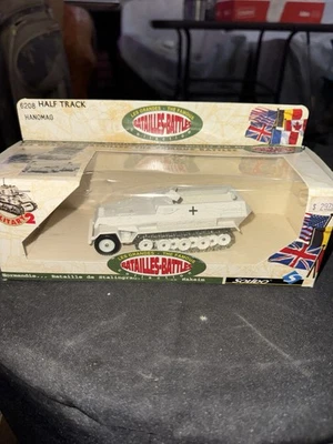 SOLIDO HALF TANK TRACK HANOMAG SDKFZ 251 WWII 1:50 GERMAN WINTER CAMOUFLAGE 6208 - Image 1 of 3