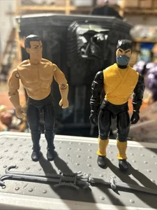 1994 GI Joe Mortal Kombat Movie Liu Kan & Scorpion 62036 - Picture 1 of 3