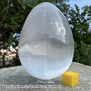 White selenite egg - authentic spiritual healing mineral crystal stone - Picture 1 of 1
