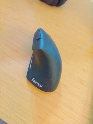 Anker Wireless 2.4G Ergonomic Vertical Optical Mouse - Black. Works great! - Image 1 of 3