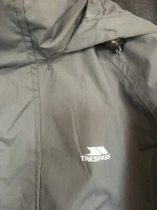 Trespass TRES-SHIELD TP50 hooded jacket, waterproof, windproof GREAT CONDITION - Picture 1 of 12