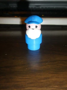 VINTAGE FISHER PRICE LITTLE PEOPLE SHIP CAPTAIN FIGURINE - Picture 1 of 5