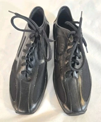 Zapatos deportivos GUCCI para mujer talla 38 de tela de cuero negro  Foto 1 de 4