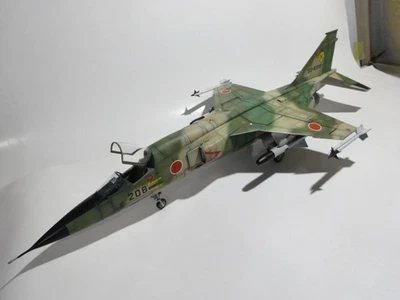 Costruito e verniciato Hasegawa 1/48 Mitsubishi F-1 Japan ASDF Fighter - Immagine 1 di 4