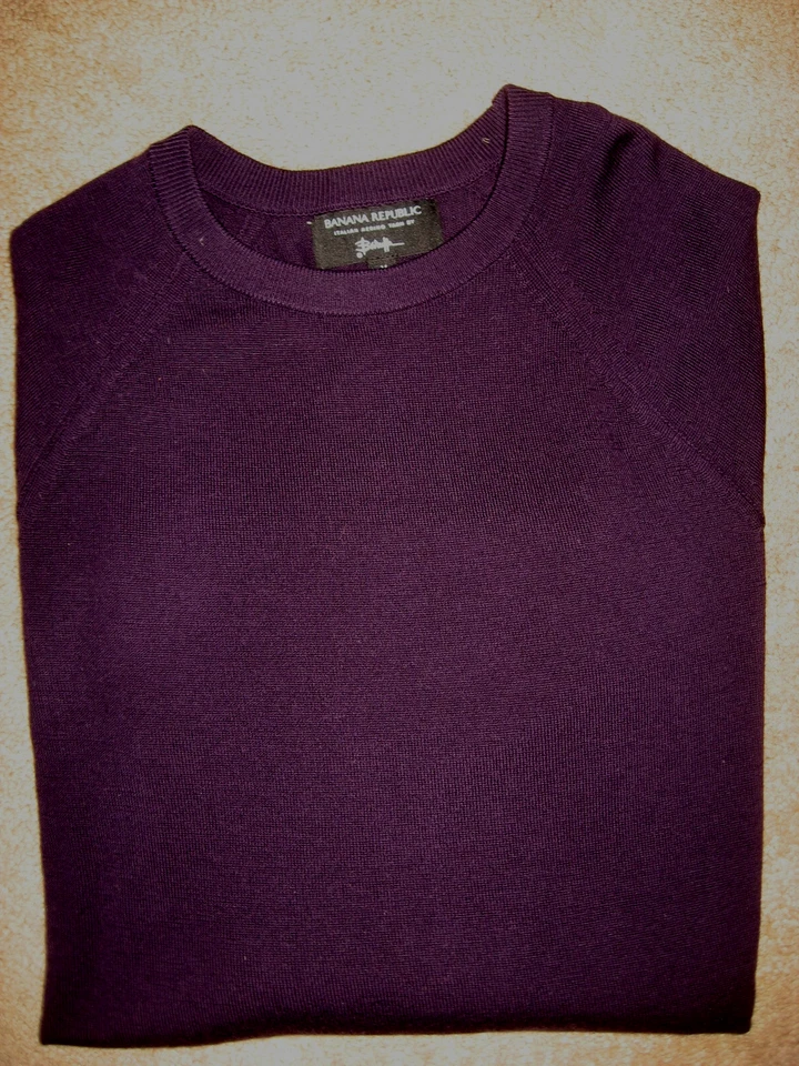 Camisa Tejida Para Hombres Nueva Con Etiquetas Púrpura BANANA REPUBLIC Lana Manga Larga Mediana Foto 1 de 1