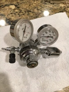 Corning 477422 Gas Regulator - Picture 1 of 8