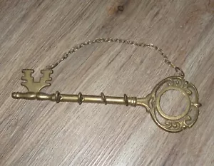 vintage brass KEY skeleton shape decor chain holder hooks - Picture 1 of 2
