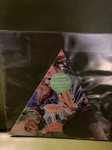 Modest Mouse - Poison The Well 7" Triangle Green Mint Vinyl RSD 2019 VG+ - Picture 1 of 3