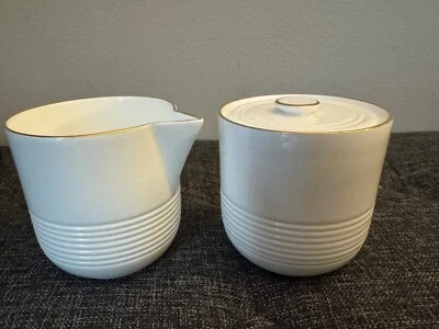 Crema y azucarero vintage Wedgwood Vera Wang nunca usado Foto 1 de 4
