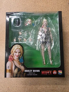 Medicom Toy MAFEX No 042 - HARLEY QUINN Dress Version - broken joint - Picture 1 of 8