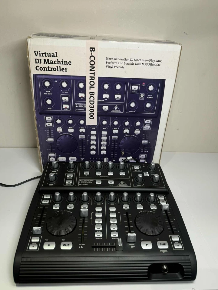 Behringer BCD3000 DJ Controller USB MIDI 4‑Ch + Audio Interface w/ Box - Image 1 of 4