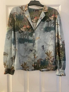Zara Green Jungle Animal Floral Print Blouse Silk Effect Top in XS size oversize - Picture 1 of 14
