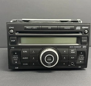 07-09 Nissan Versa AM FM Radio 6 Disc CD MP3 Player PN2813L UNTESTED AS IS - Picture 1 of 8