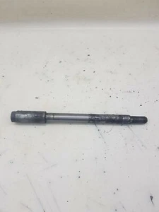 ASSE RUOTA ANTERIORE HONDA VF400 1983 1984 - Picture 1 of 3