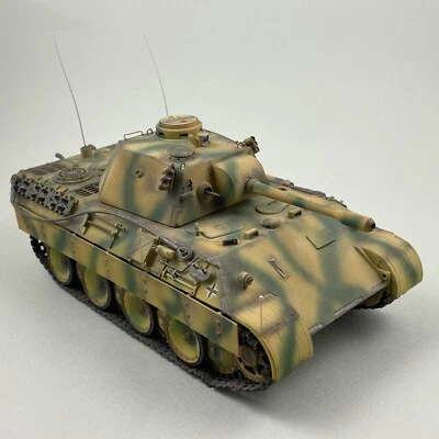Built 1/35 Scale Tank Beobachtungspanzer Panther ICM, WW2 German Tank, Armor - Image 1 of 4