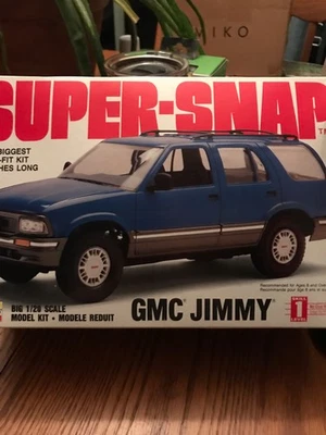 Lindberg Super-Snap Big 1/20 Scale Model Kit GMC Jimmy Level 1 - NEW - Image 1 of 3