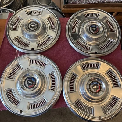 Tapacubos Chevrolet Chevelle 1966-1967 Foto 1 de 4