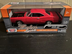 Motor Max 1969 Dodge Coronet Super Bee Timeless Legends 1:24 Scale - Picture 1 of 10