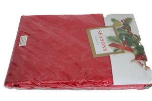 Bardwil Seasons Red Christmas Tablecloth Festive Holly 60" x 84" - Picture 1 of 10