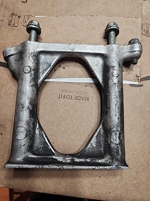 Soporte motor lado pasajero Lexus Es300 2000 v6 1mzfe OEM  Foto 1 de 4