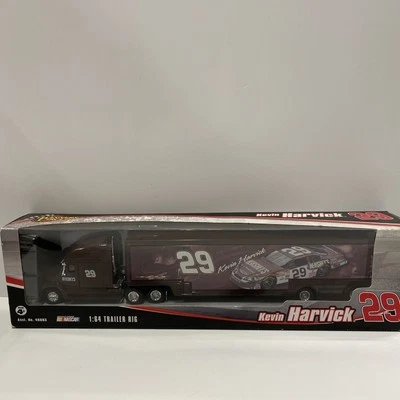 WINNER'S CIRCLE DIE CAST - #29 KEVIN HARVICK TRAILER RIG 1:64 {Hershey} - Image 1 of 4