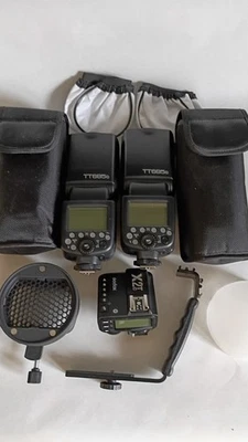 2x Flashes Godox TT685c TTL con Accesorios y Gatillo Inalámbrico Godox X2Tc Foto 1 de 4