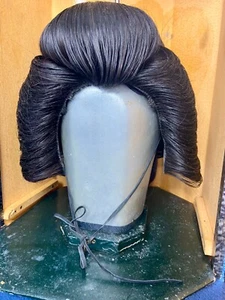 Real Hair GEISHA wig Vintage Traditional Japanese in secure transport case - Picture 1 of 6