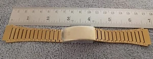 PULSERA SEIKO SQ TONO ORO GENUINO TACOS EXTREMO RECTO TAMAÑO 20 MM HECHA EN JAPÓN - Imagen 1 de 9