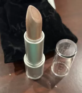 Models Prefer Lipstick - Dew - Picture 1 of 3