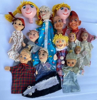Lote De Colección De 16 Marionetas De Mano -Cabezas De Goma Cuerpos De Tela Papel Maché Piezas etc. Foto 1 de 4