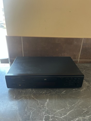Foto 1 di 10