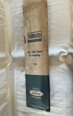 1966 FORD FULL SIZE   PASSENGER 4 DOOR OUTSIDE DOOR EDGE GUARD KIT MOULDING   - Image 1 of 4